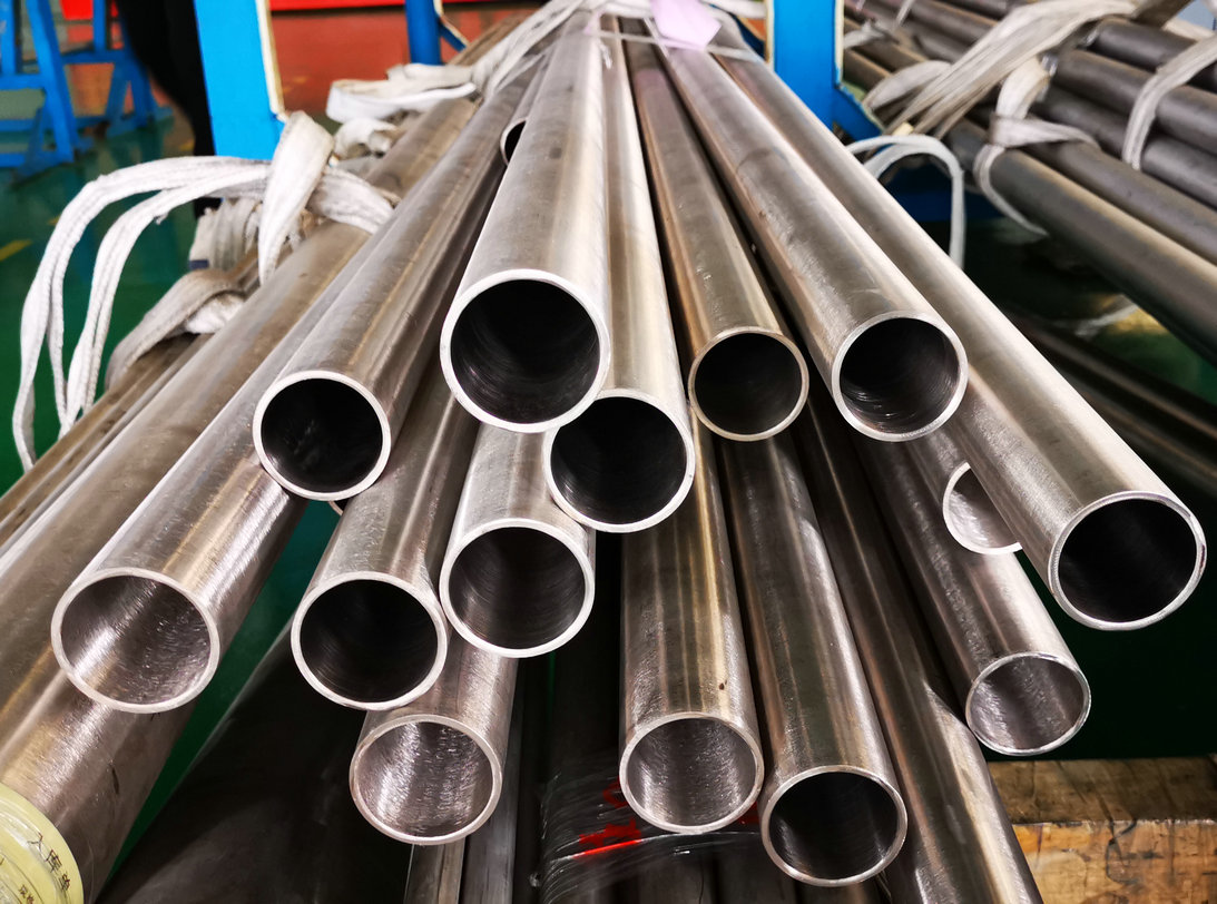 Inconel 601 Seamlesss Pipes ASTM B167 ASME SB167 Grade 400 by Scorodite